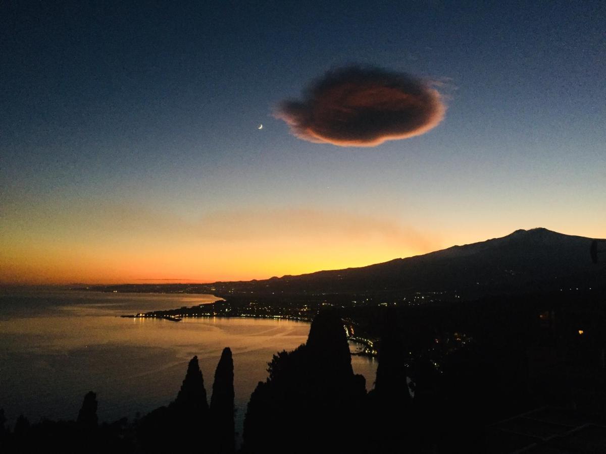 Chiaro Di Luna Taormina Exterior photo