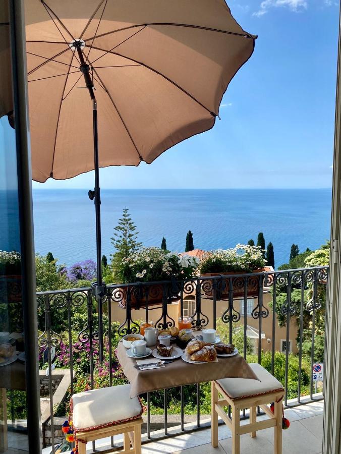 Chiaro Di Luna Taormina Exterior photo